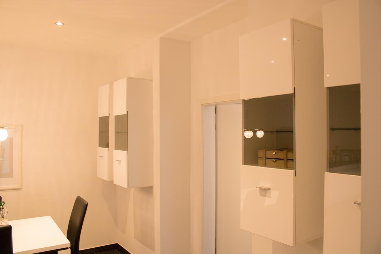 White Lofty Und White Studio Düsseldorf Kültér fotó