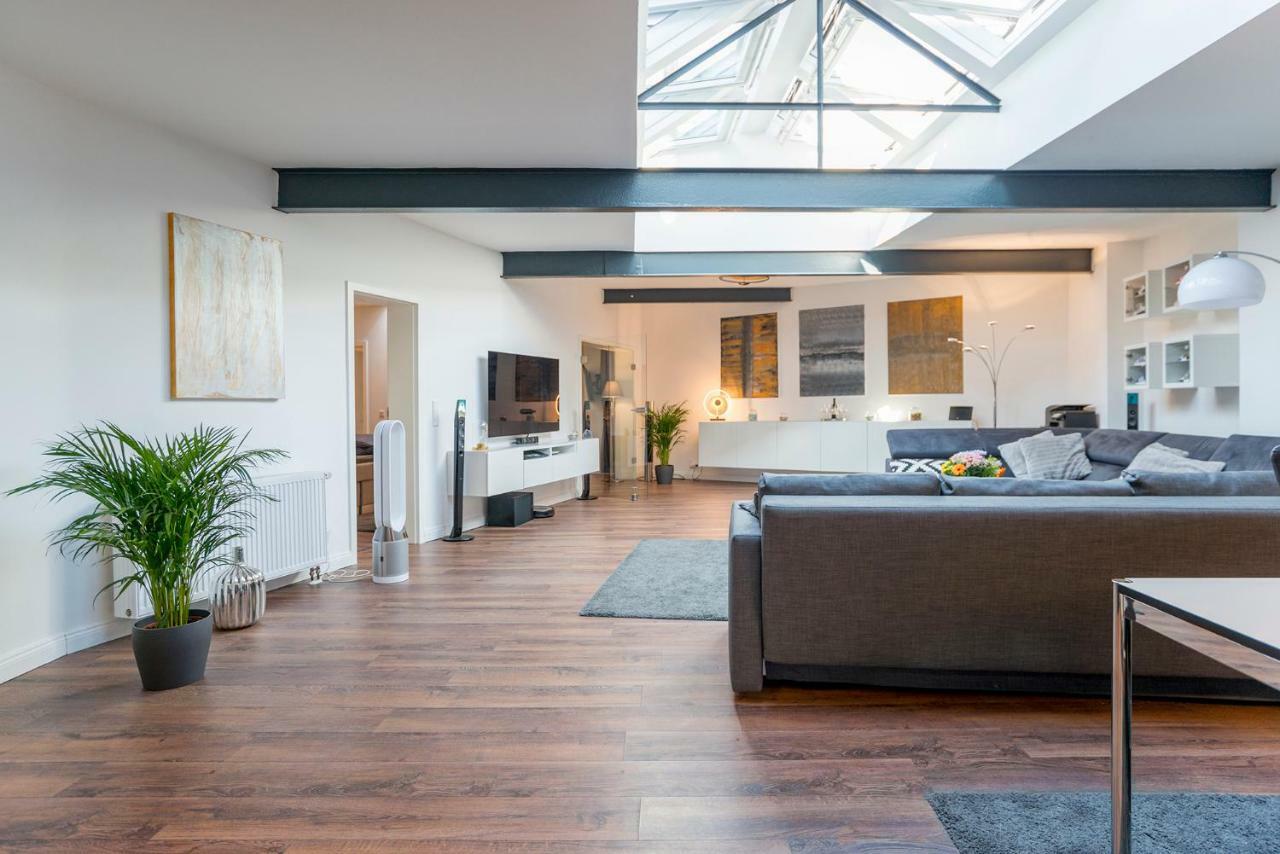 White Lofty Und White Studio Düsseldorf Kültér fotó
